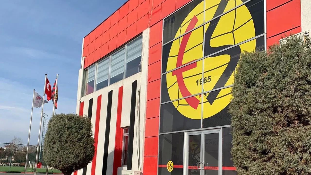 Eskişehirspor'da transfer gelişmesi