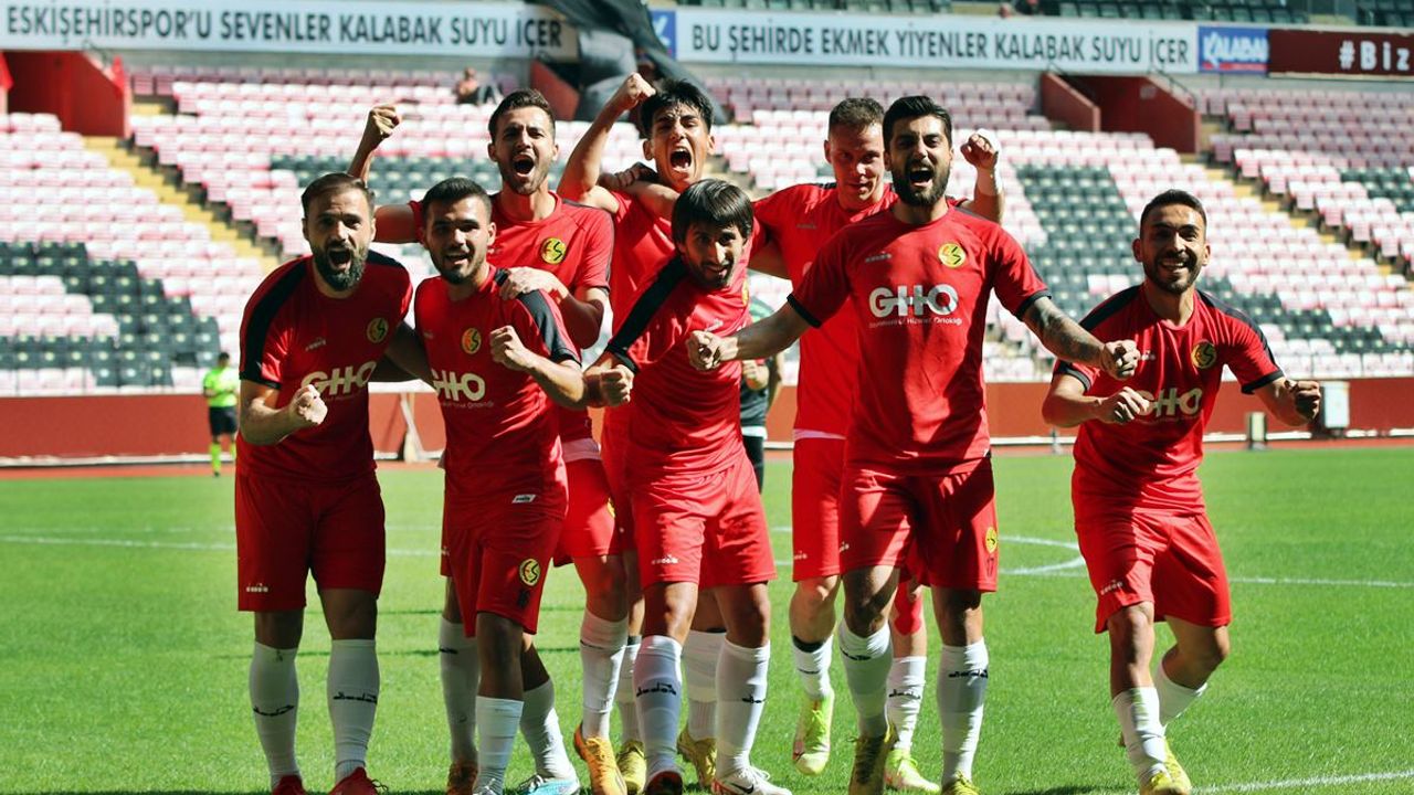 Eskişehirspor iki kritik deplasmana hazırlanıyor