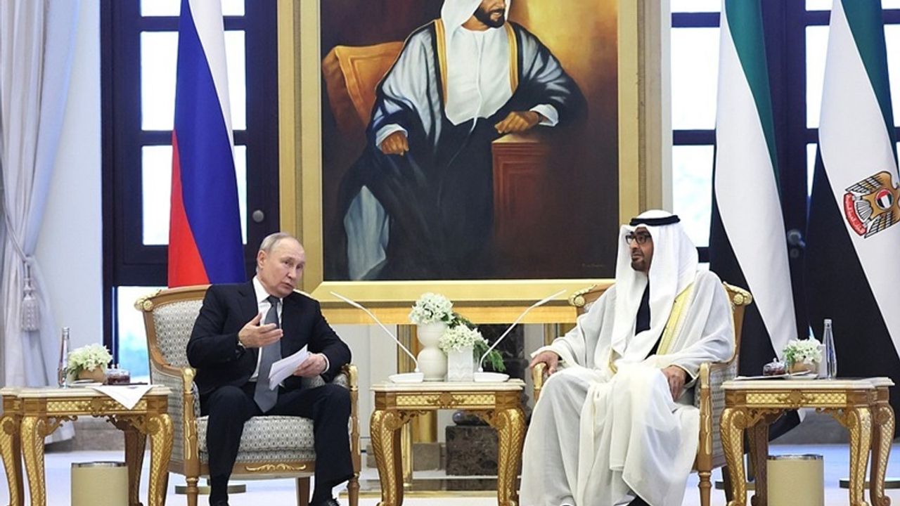 Putin, BAE Devlet Başkanı ile görüştü