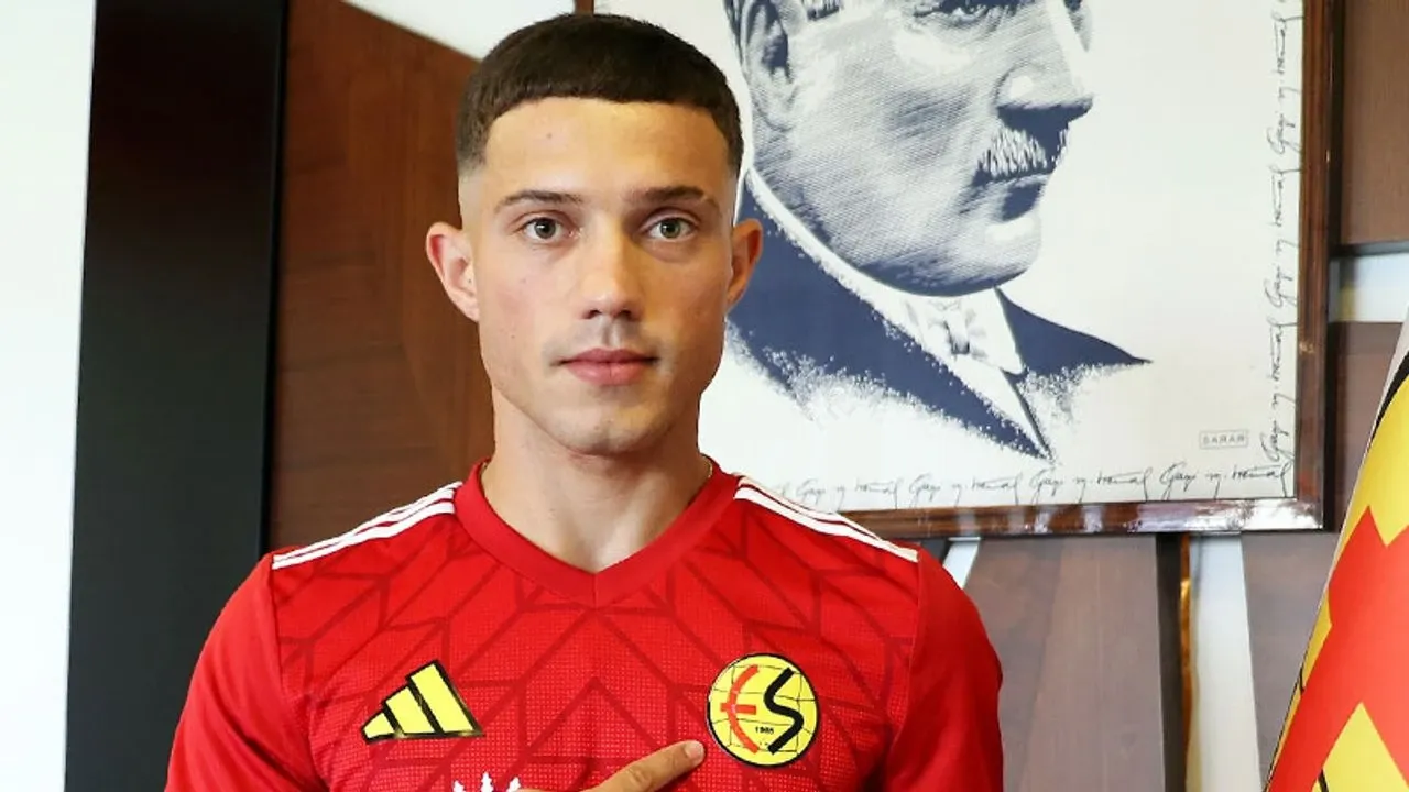 Es-Es'in yetenekli oyuncusundan açıklama...