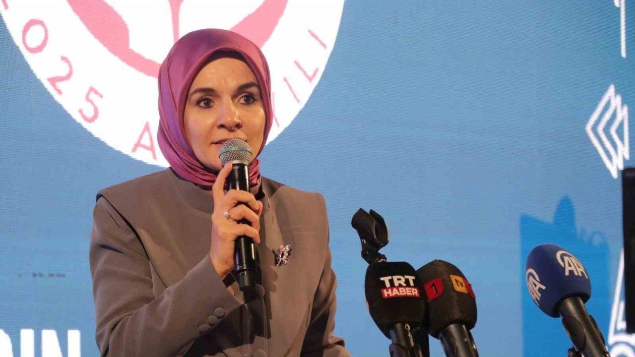 Bakan Göktaş: "Aile değerlerini yaşatacak farkındalık çalışmaları yürütüyoruz"