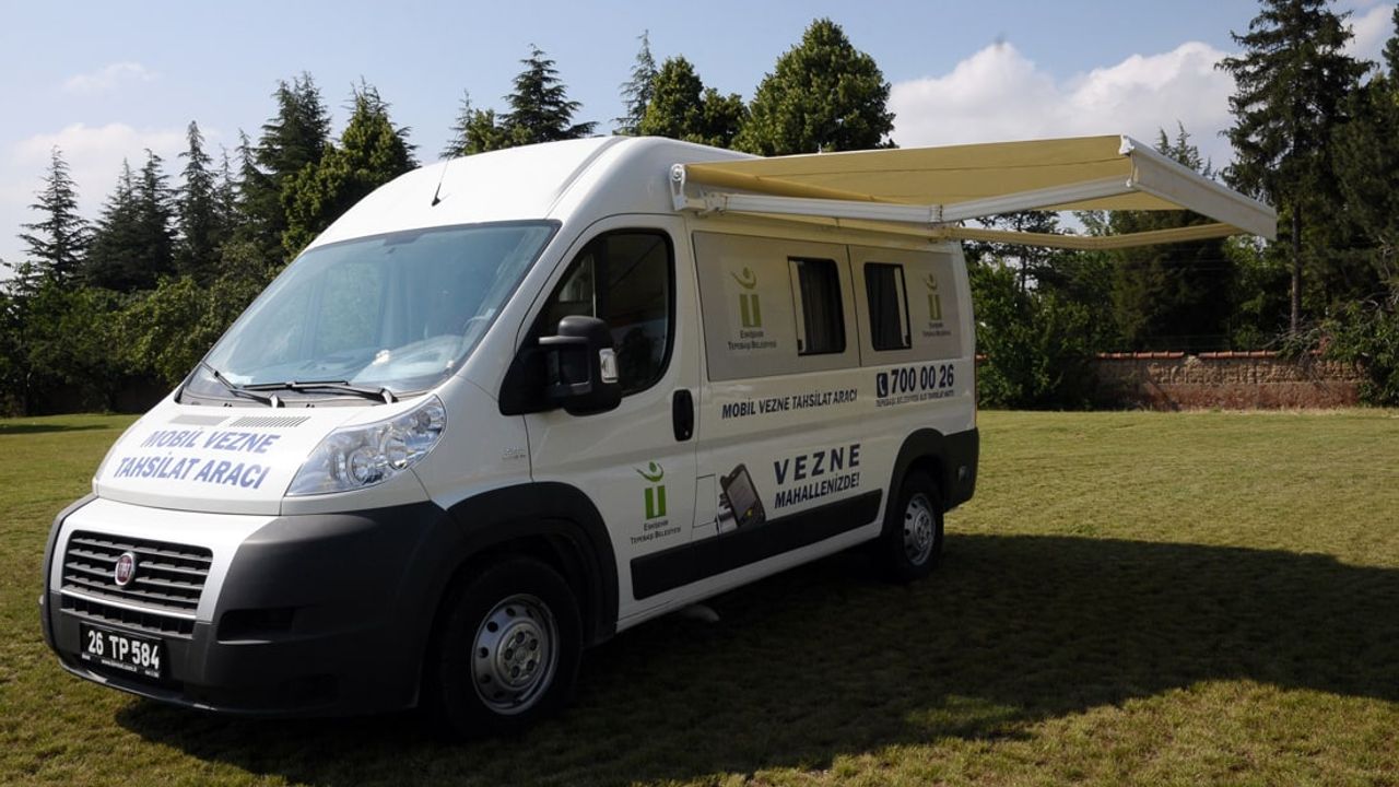 Tepebaşı'ndan mobil vezne ile vergi kolaylığı