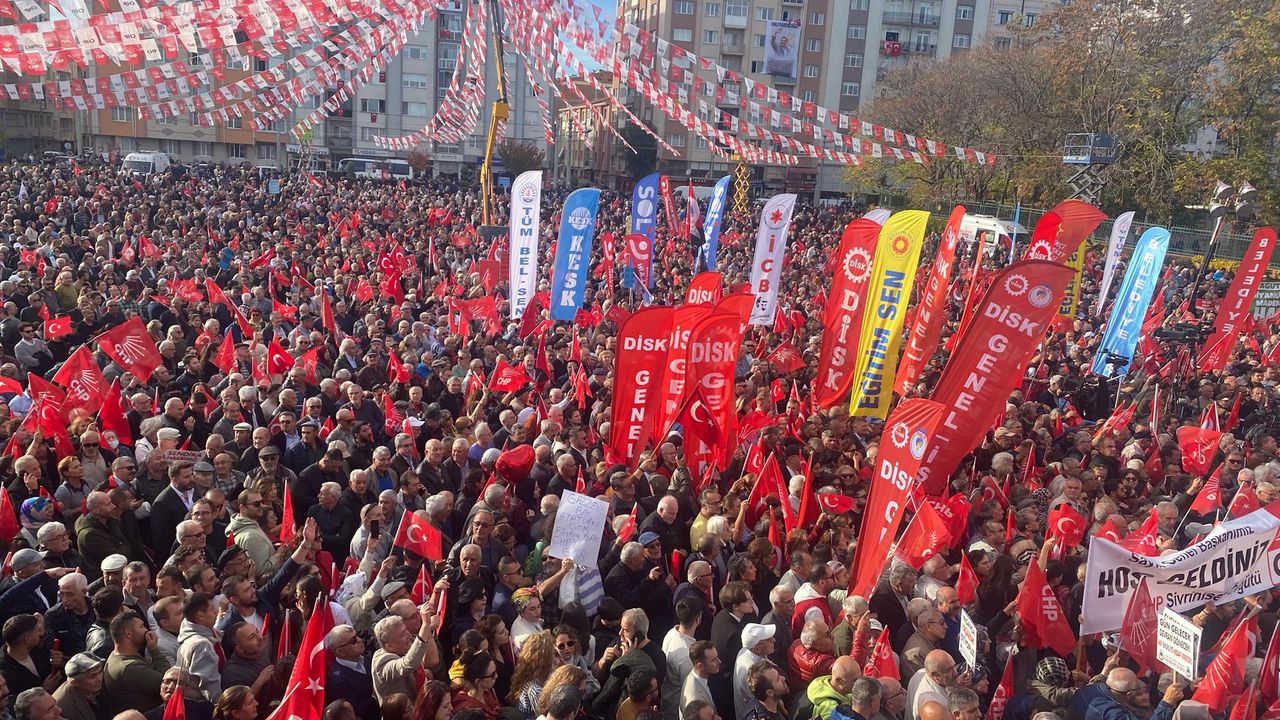 Eskişehir'de CHP mitingi coşkusu