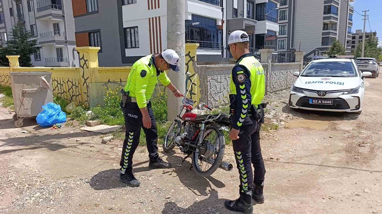Polisten kaçan motosiklet sürücüsüne rekor ceza