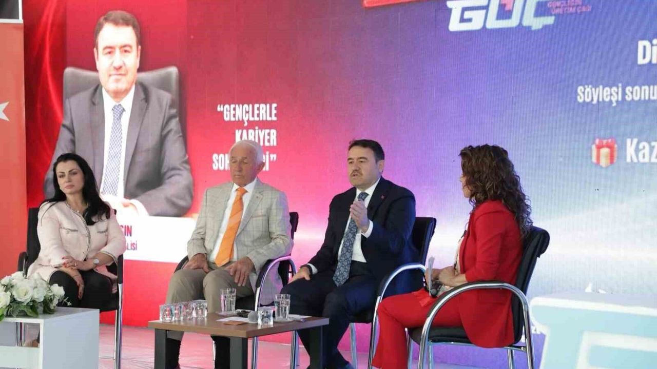 Vali Işın: 'Türkiye'de herkes eğitimle istediği noktaya gele
