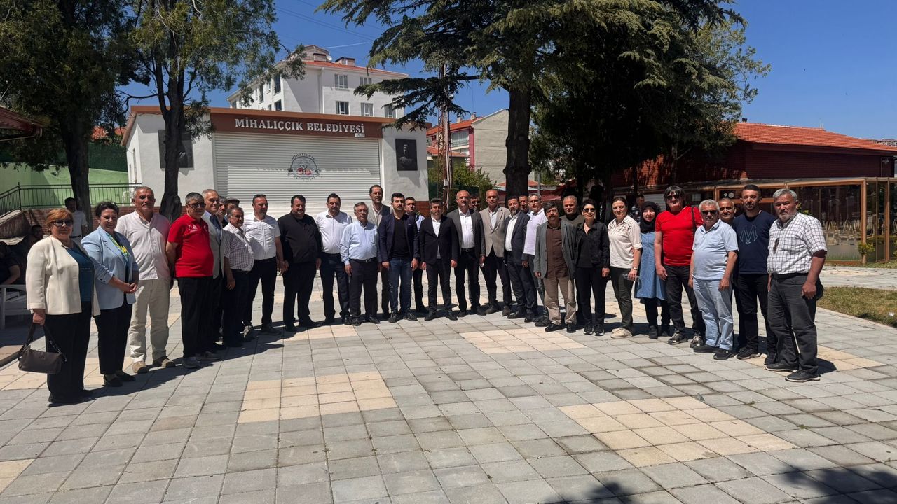 İYİ Parti heyeti Mihalıççık'ta vatandaşlarla buluştu