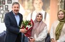 Vali Erdinç Yılmaz şehit ailesini ziyaret etti!