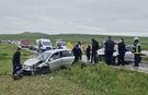 Çorum'da iki otomobil çarpıştı: 6 yaralı