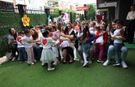 Miniklerden annelerine duygu dolu sürpriz