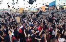 Anadolu Üniversitesi’nde büyük mezuniyet heyecanı