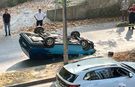 Ağaca çarpan otomobil ters döndü