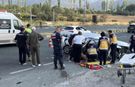 Otomobil su kanalına çarptı: 2 ölü, 4 yaralı