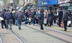 Eskişehir'de tramvay yolunda trafik kazası