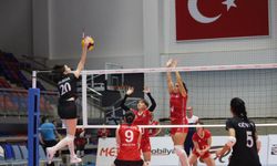 İşitme Engelliler Voleybol Kadın Milli Takımımız yarı finalde