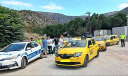Amasya’da polisten ticari taksilere taksimetre denetimi