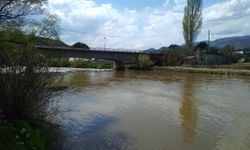 Sakarya Nehri'nde 15 yaşında çocuk hayatını kaybetti!