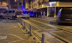 Eğlence mekanında silahlı kavga : 2 yaralı