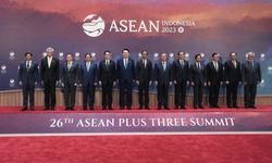 ASEAN Zirvesi'nde ikinci gün