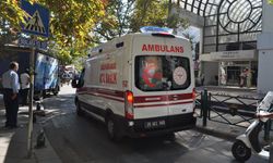 Eskişehir'de ambulansa hatalı park engeli