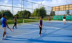 Eskişehir'de kadınlara tenis turnuvası