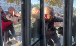 İstanbul'da tramvay durağı boks ringi oldu