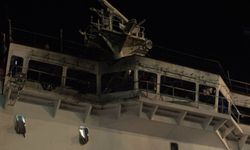 Odessa'da ticari geminin vurulma anı görüntülendi