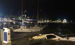 Antalya'da fırtına etkisini gösterdi: Balıkçı tekneleri battı!