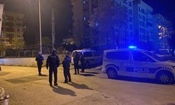 Adana'da baba ve oğula silahlı saldırı: 1 ölü!