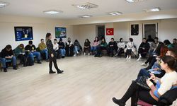 Flört şiddetine dikkat: Eskişehir'de konuşuldu