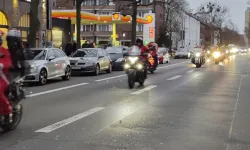 Almanya‘da yüzlerce motosikletli yoksulluğa dikkat çekti!
