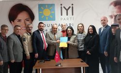 Emine Edizgil resmi başvurusunu yaptı