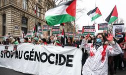 Fransa’da eksi 3 derecede Filistin’e destek!
