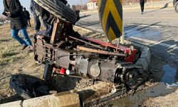 Afyonkarahisar'da traktör ortadan ikiye bölündü: 5 yaralı!