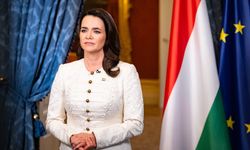 Macaristan Cumhurbaşkanı istifa etti!