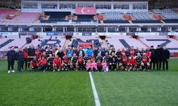 Eskişehir'in emektar futbolcuları bir arada!