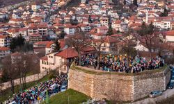 Bosna Hersek’te Müslümanlar camilere akın etti!