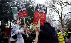 Dünyanın dört bir yanında binlerce kişi Filistin’e destek için yürüdü!