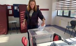 Çanakkale’de oy verme işlemi başladı