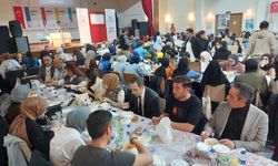 Eskişehir'de iftar buluşmasına yoğun ilgi