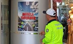 Eskişehir'de afişlerle trafik güvenliğine dikkat çekildi