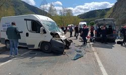 Eskişehir'den öğrencileri taşıyan araç kaza yaptı