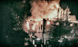 Endonezya’da 7 katlı ofiste yangın: 20 ölü