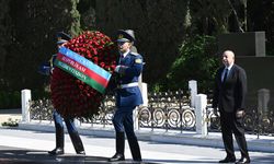 Haydar Aliyev 101. doğum gününde mezarı başında anıldı