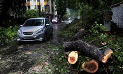 Hindistan ve Bangladeş’i Remal Tropikal Kasırgası vurdu: 16 ölü!