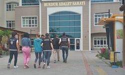 Burdur’da durdurulan araçta uyuşturucu çıktı!