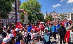 Eskişehir'de coşkulu 'Gençlik' yürüyüşü!