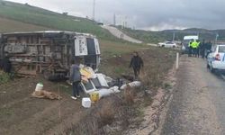 Eskişehir'e gelen minibüs takla attı: 9 yaralı
