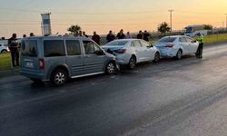 Antalya’da zincirleme kaza: 3 yaralı