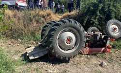 Kontrolden çıkan traktör devrildi: 4 yaralı