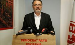 Demokrat Parti'den haftalık toplantı